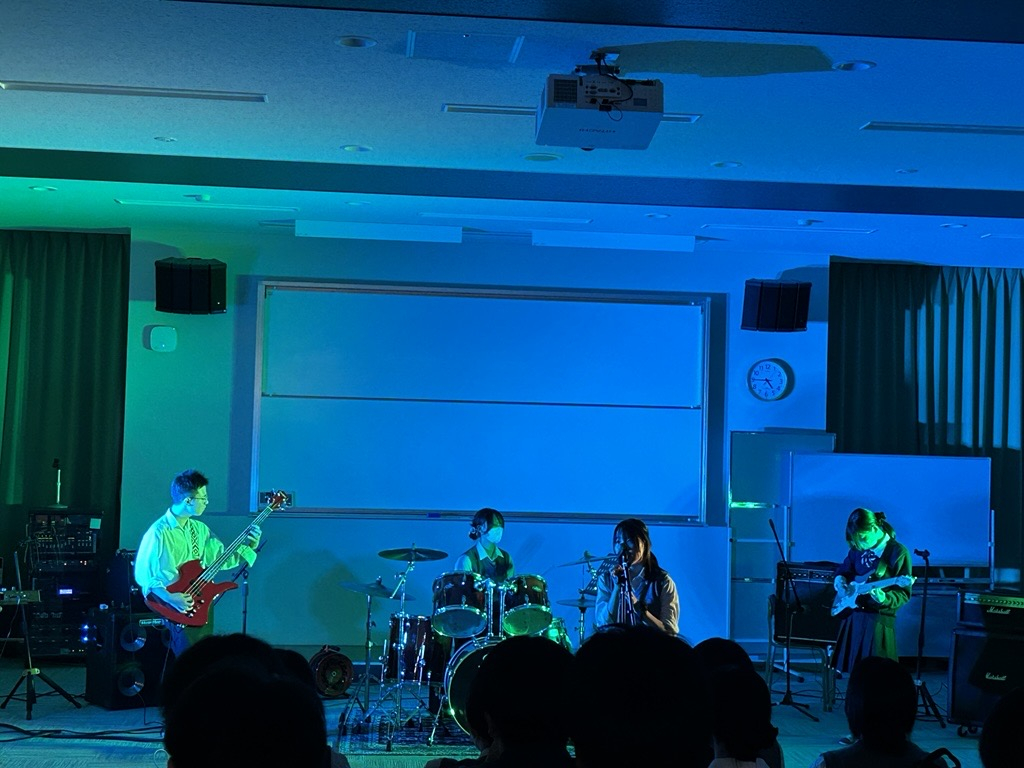 軽音楽部1年生ライブ2　